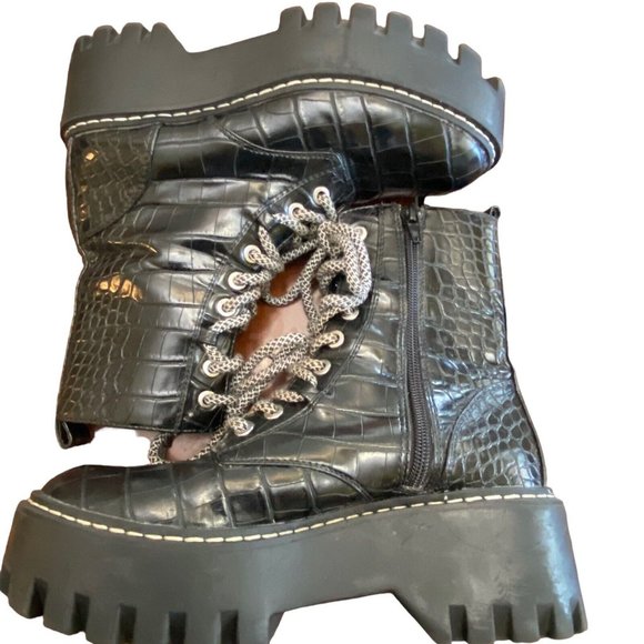 Zara TRF Platform Black Lace Up Combat Boots Lug Sole Croc Embossed US 6 EU 36 - Picture 6 of 10
